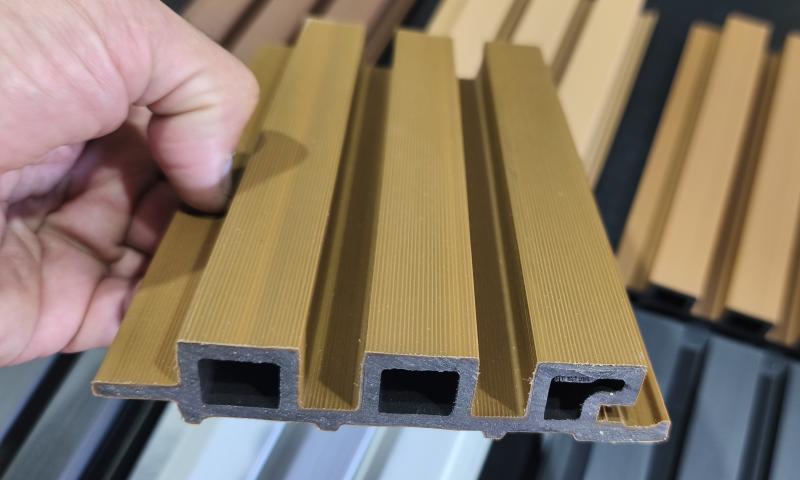 					    						    	Peça 2,80 altura x 12 cm de largura					    						    			
					  	
					  	
					  	
					  	